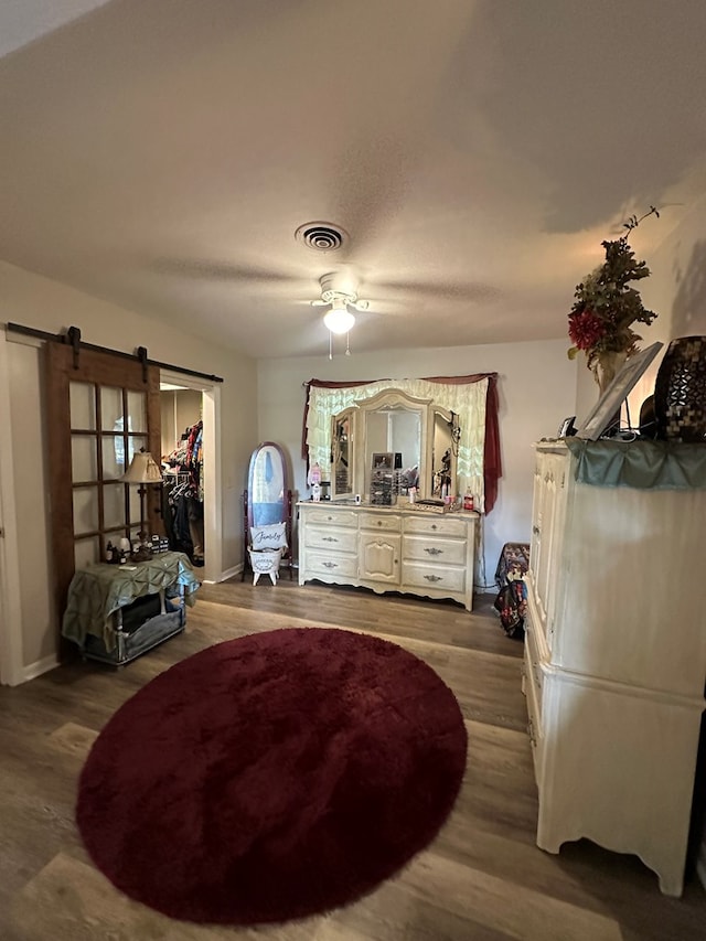 229 Pine Ter, Center, TX 75935
