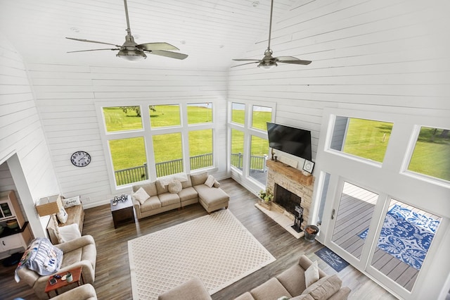 321 Paradise Dr, Zavalla, TX 75980 - photo 52