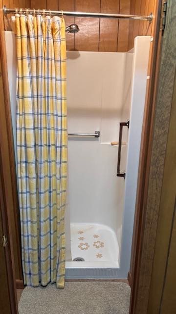 bathroom with walk in shower