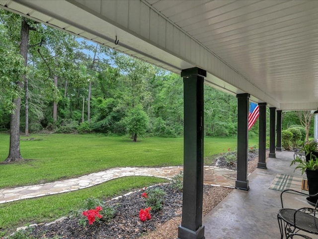 3274 Cc Rd, Diboll, TX 75941 - view of grassy yard featuring a patio