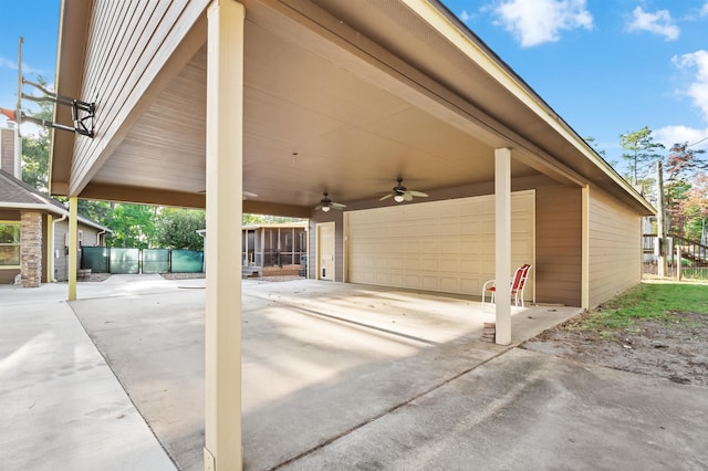 garage featuring ceiling fan