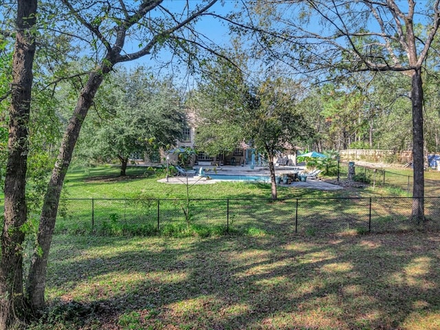 view of yard featuring a fenced backyard