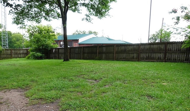 118 Jones St, Lufkin, TX 75901 - view of fenced backyard