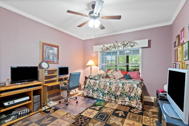 bedroom featuring hardwood / wood-style flooring, ceiling fan, and crown molding