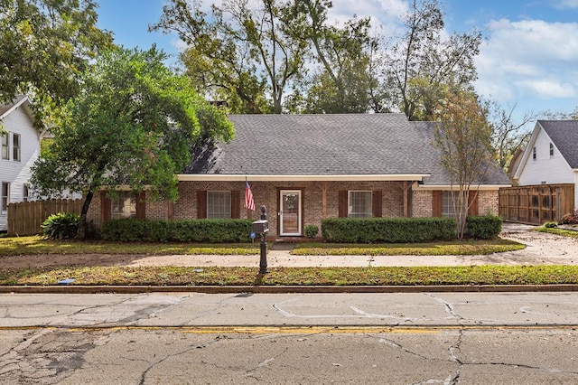 view of front of property