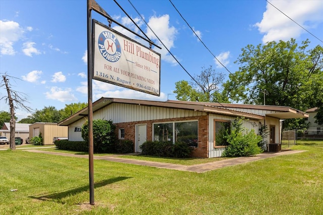 1316 N Raguet, Lufkin, TX 75904 - exterior view of brick siding and a central air condition unit