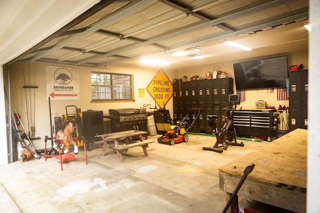 157 Craig St, Jasper, TX 75951 - view of garage