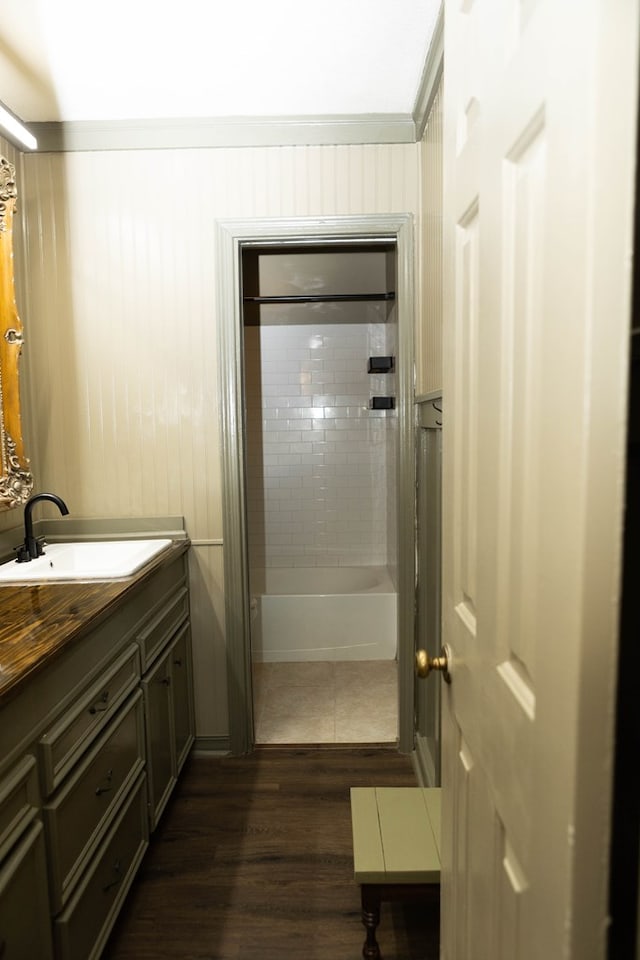 157 Craig St, Jasper, TX 75951 - full bathroom with vanity, wood finished floors, and  shower combination