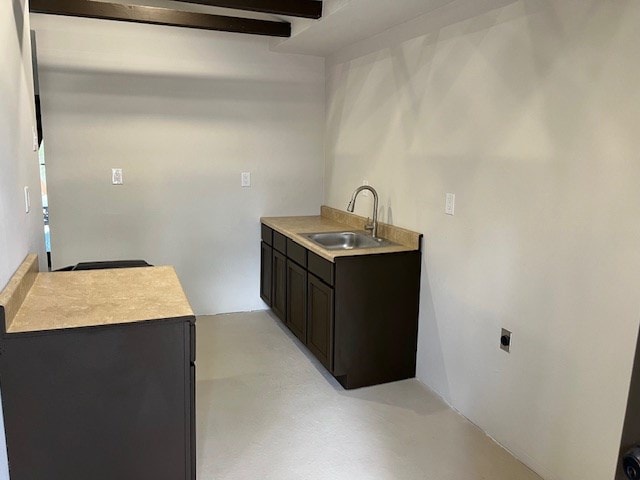 kitchen featuring sink