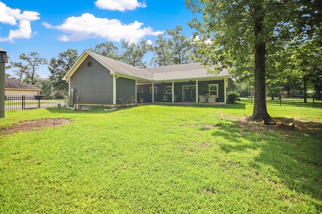 1208 Leslie Ln, Lufkin, TX 75901 - back of property with a sunroom