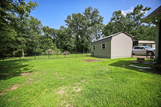 1208 Leslie Ln, Lufkin, TX 75901 - view of yard