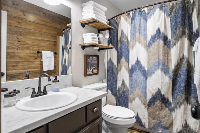 3535 Fm 1007, Brookeland, TX 75931 - bathroom with toilet, vanity, and a shower with shower curtain