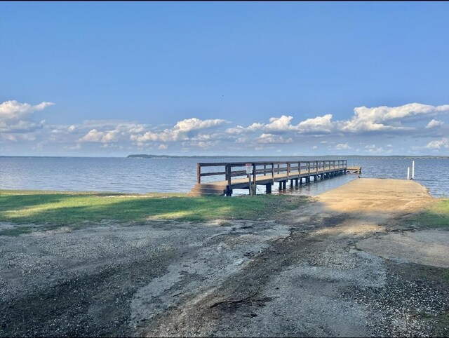 R000126851 Starboard Dr, Hemphill, TX 75948