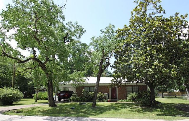 111 W Pecan St, Huntington, TX 75949 - photo 26