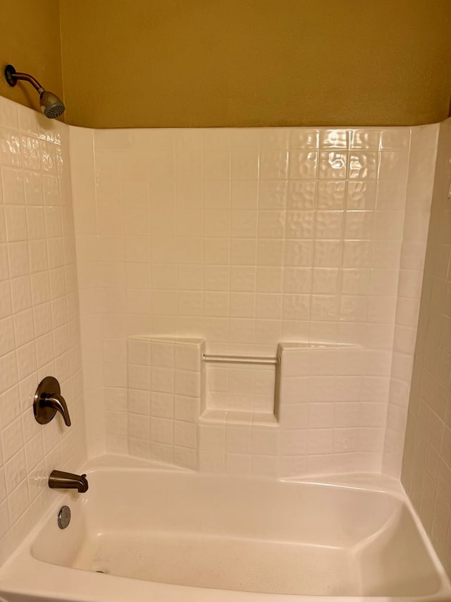 bathroom featuring shower / bathtub combination