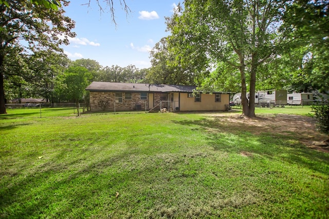 277 Mcclendon Rd, Lufkin, TX 75904 - view of yard