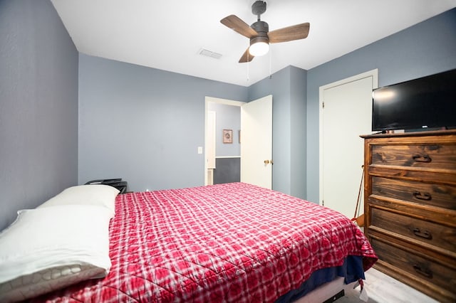 277 Mcclendon Rd, Lufkin, TX 75904 - bedroom with a ceiling fan and wood finished floors