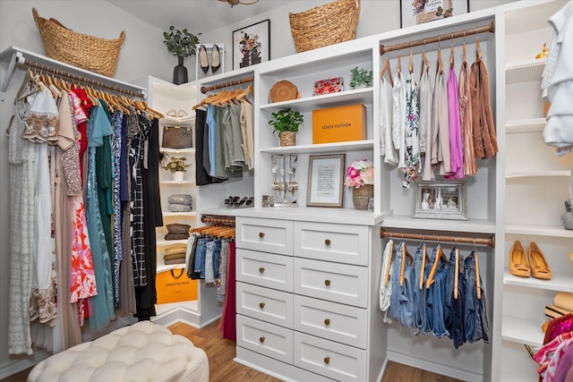 217 Derek Rd, Lufkin, TX 75904 - spacious closet with light wood finished floors