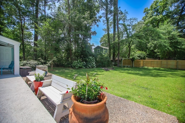 1514 Spanish Moss Dr, Lufkin, TX 75904 - view of yard featuring a patio