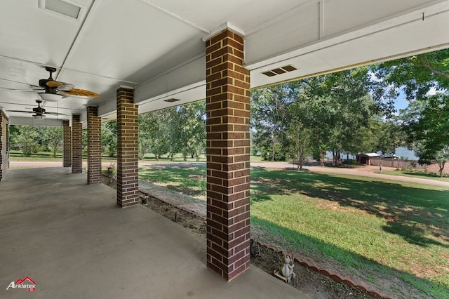 806 Cartwright, San Augustine, TX 75972 - view of patio featuring ceiling fan
