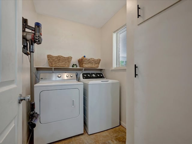 1304 Walnut Bend Dr, Lufkin, TX 75904 - washroom featuring washing machine and clothes dryer and baseboards