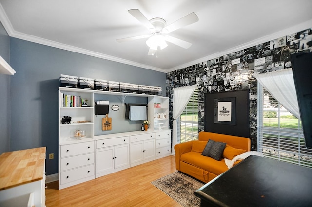 703 Shady Ln, Diboll, TX 75941 - living area featuring crown molding, light wood finished floors, and ceiling fan