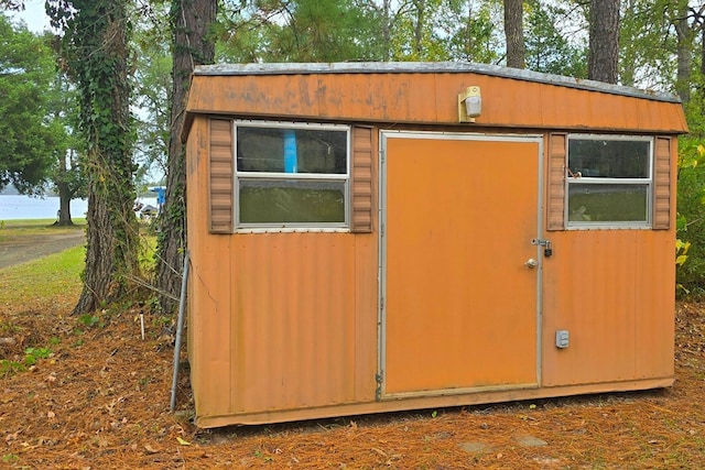 view of outdoor structure