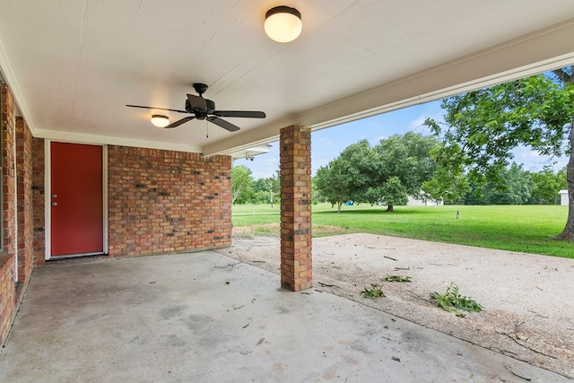 view of patio with ceiling fan