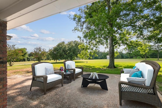 view of patio / terrace featuring an outdoor hangout area