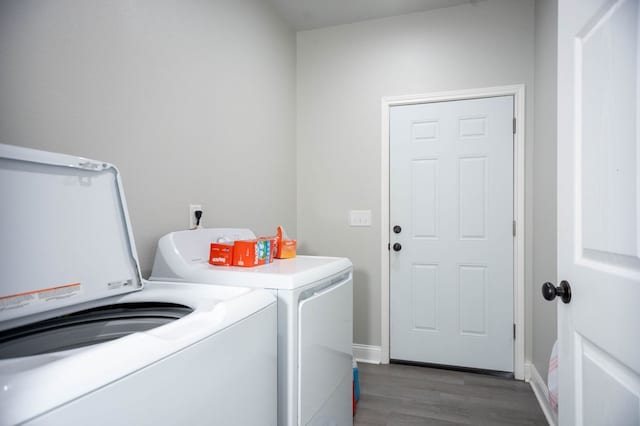 206 Shady Pnes, Lufkin, TX 75901 - laundry room featuring washer and dryer, wood finished floors, and baseboards
