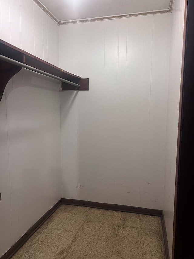 602 Devereaux, Diboll, TX 75941 - walk in closet with tile patterned floors