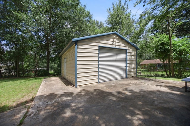 213 Lee Ln, Lufkin, TX 75904 - view of detached garage