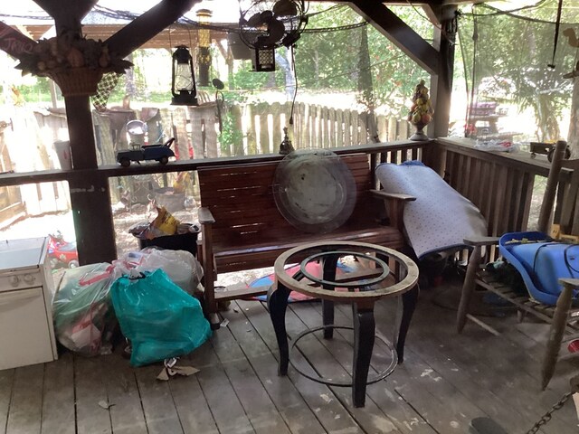 1734 Fm 82 W, Kirbyville, TX 75956 - wooden deck with fence