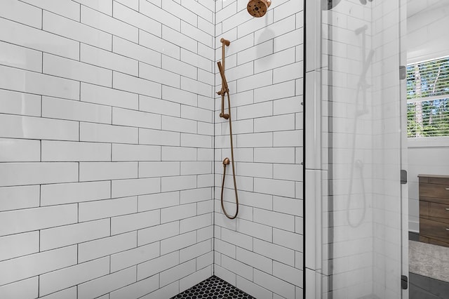 150 Tatanka Trl, Brookeland, TX 75931 - bathroom featuring tiled shower