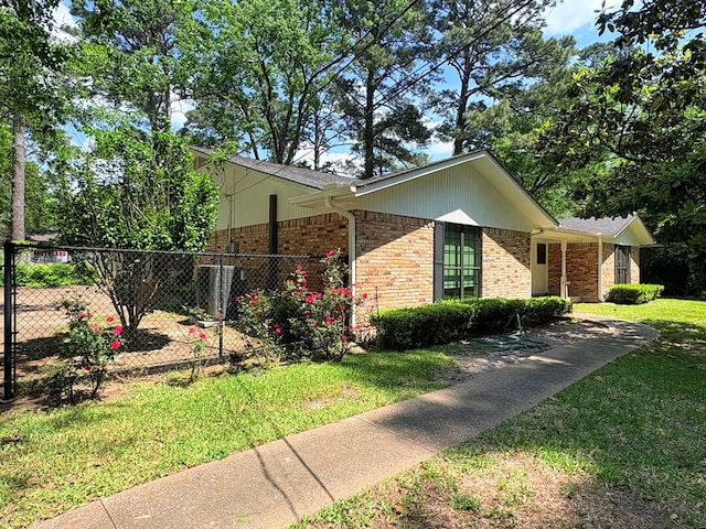 710 Lazy Ln, Lufkin, TX 75904 - photo 2