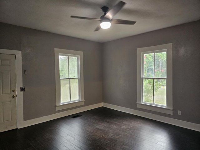 630 Worth St, Hemphill, TX 75948 - photo 13
