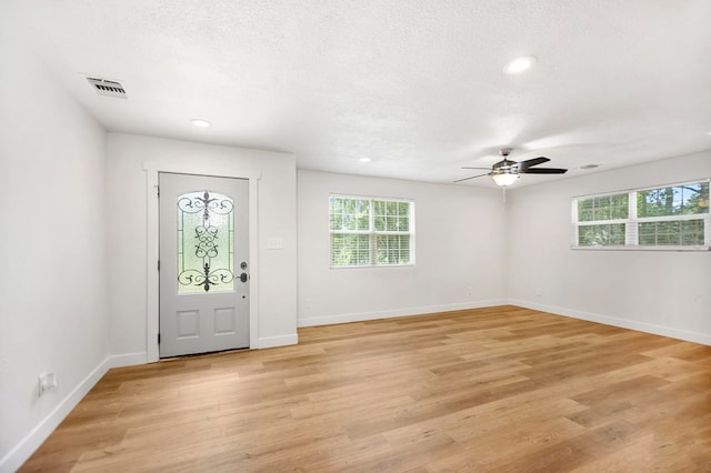 175 Weeks St, Lufkin, TX 75904 - entrance foyer featuring ceiling fan, light wood-style flooring, and recessed lighting