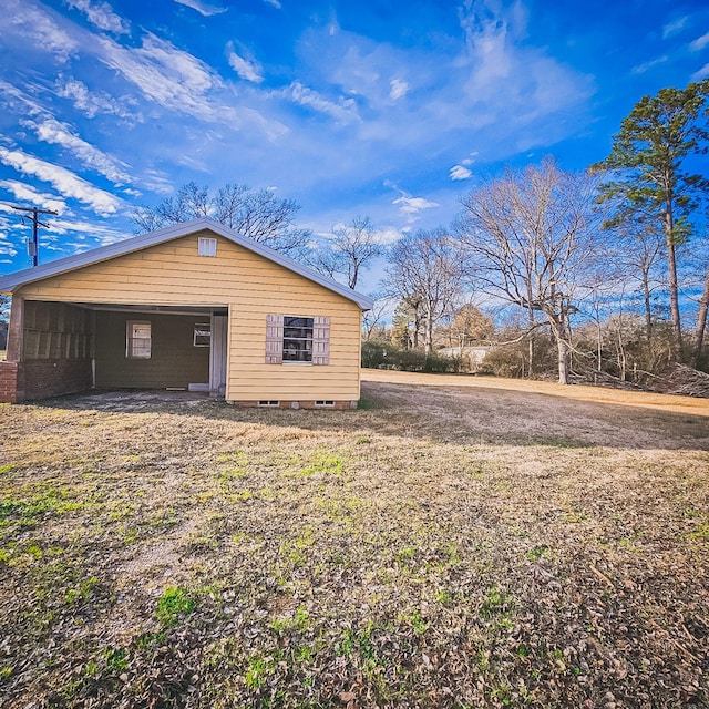 view of property exterior