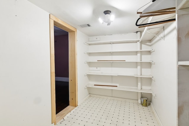 250 Main St, Jasper, TX 75951 - walk in closet with light floors