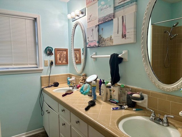 bathroom with vanity