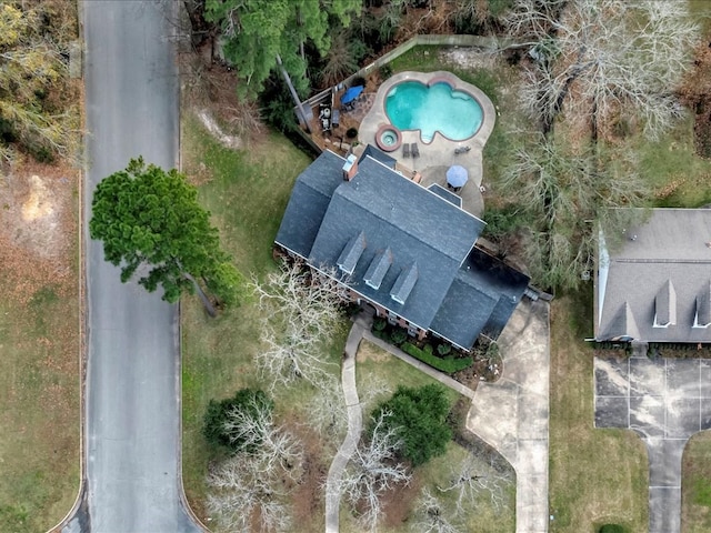 12 Columbia Ct, Lufkin, TX 75901 - aerial view of a pool area