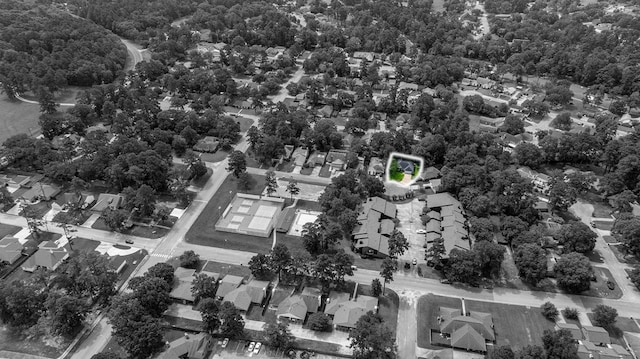 19 Windsor Ct, Lufkin, TX 75901 - aerial view of residential area featuring property boundaries highlighted and a forest