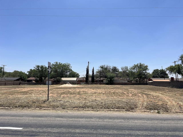 Listing photo 2 for 1007 N 22nd, Lamesa TX 79331