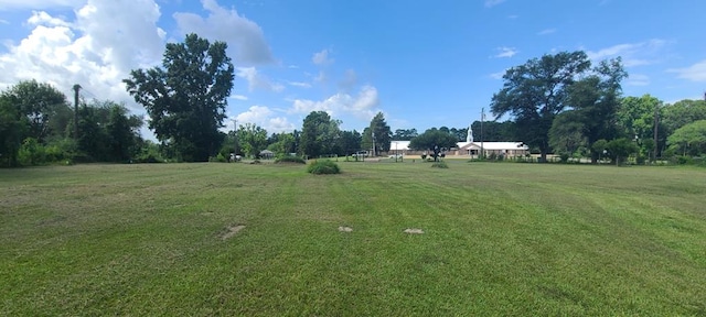 1053 E Main St, Zavalla, TX 75980 - photo 1