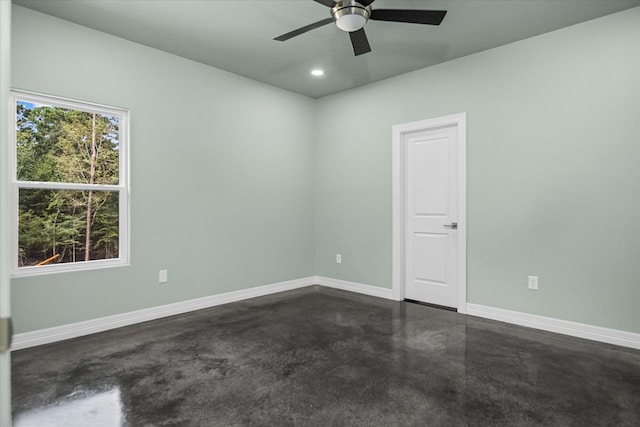 unfurnished room featuring ceiling fan