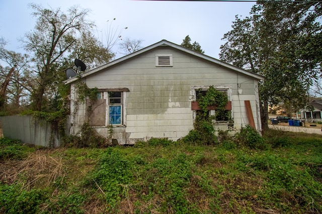 view of side of home