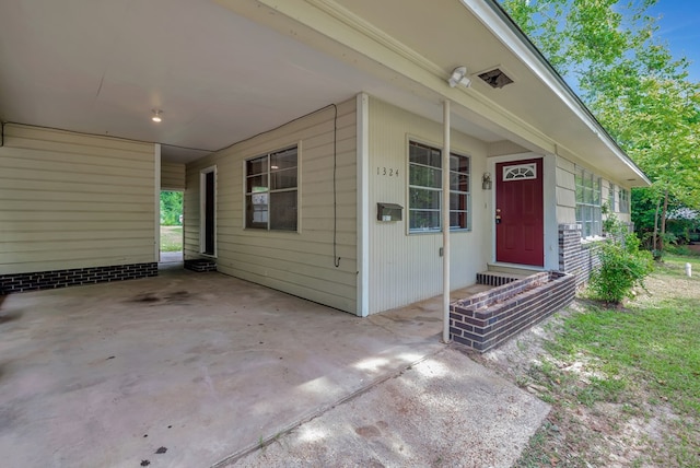 view of property entrance