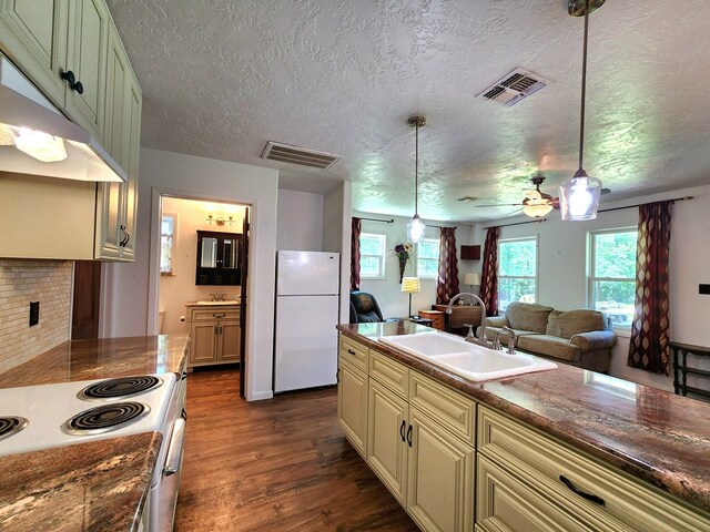 155 G R Bryan Ln, Hemphill, TX 75948 - photo 45