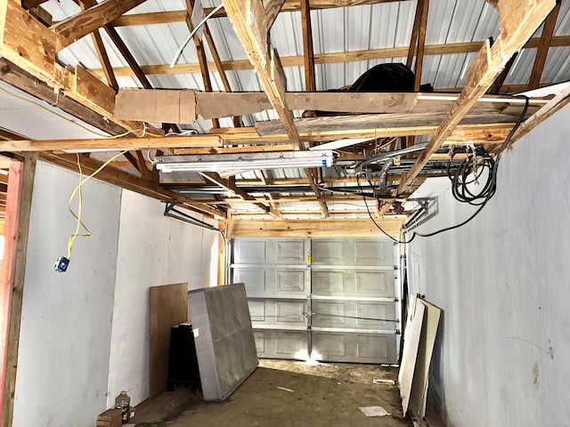 230 Dogwood Ests, Hemphill, TX 75948 - view of garage