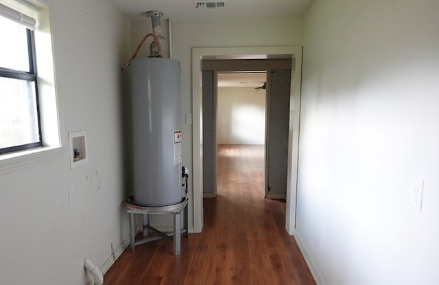 1009 Mockingbird Ln, Nacogdoches, TX 75964 - utilities with water heater